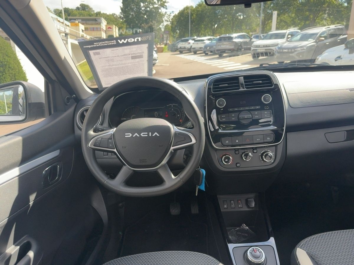 Fahrzeugabbildung Dacia Spring Essential 45 Klima Bluetooth