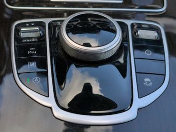 Mercedes-Benz GLC 220 d 4Matic*LED*Navi*PDC*SHZ*Teilleder*
