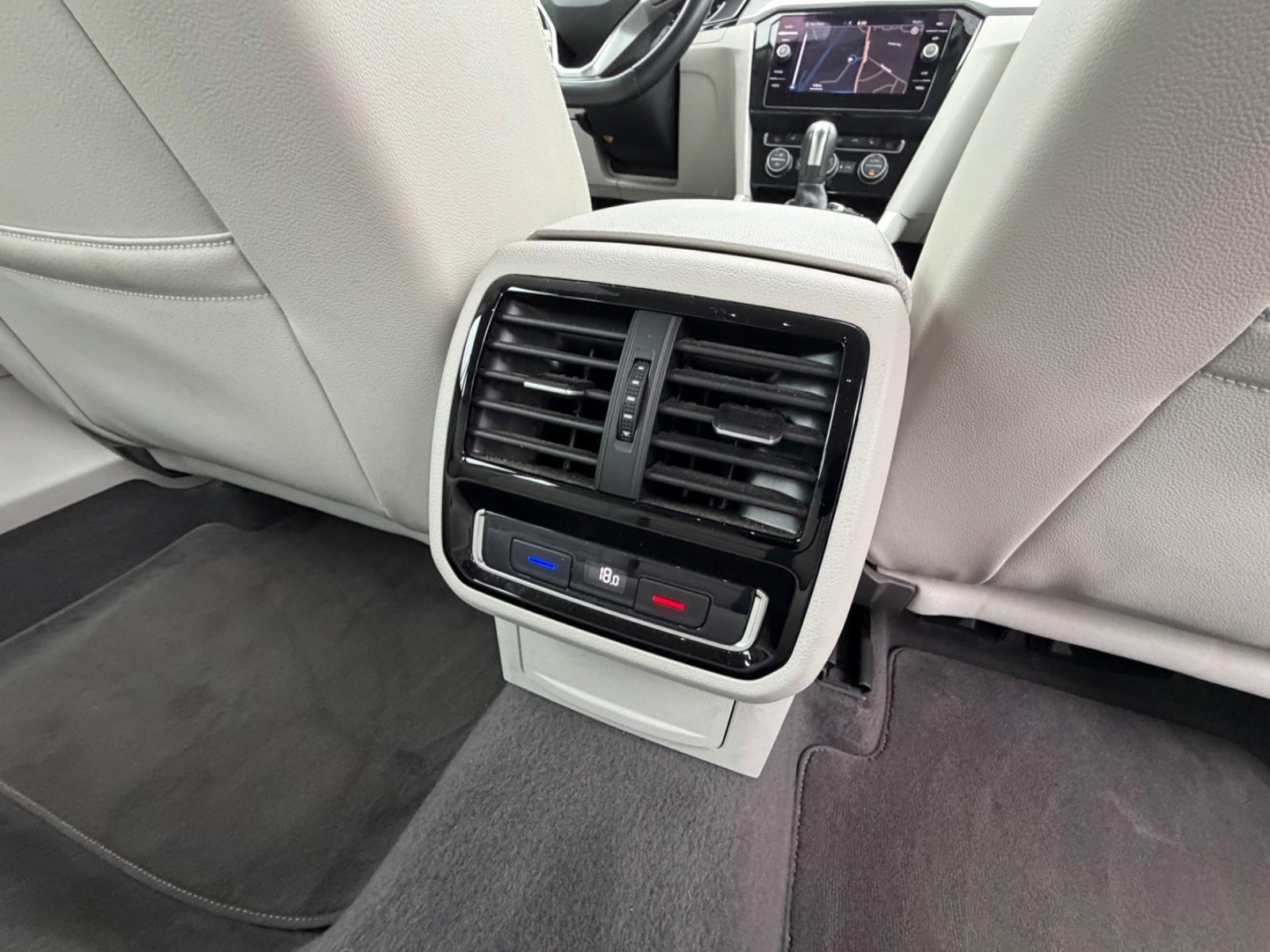 Volkswagen Passat Business LEDER KLIMA LES ALU ́S, миниатюра 20