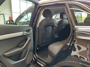 Audi Q3 *Sport*1. Hand*Klima*Navi*PDC*