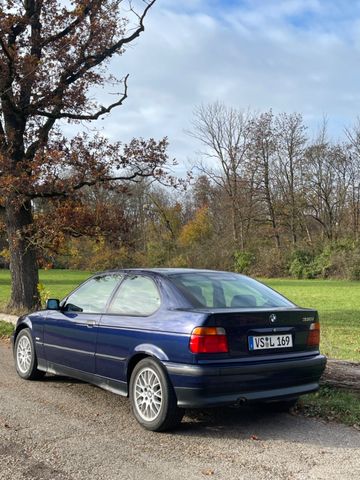 BMW 316i Compact -