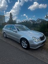 Mercedes-Benz E 240 T AVANTGARDE  - Mercedes-Benz E 240: Kombi