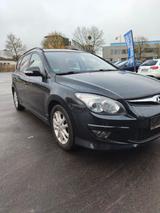 Hyundai i30 CW 1.6 CRDi Comfort Comfort - Hyundai i30 Comfort mit Diesel-Antrieb