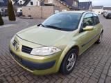 Renault Megane Authentique 1.4 16V Authentique - Renault Megane: Gelb