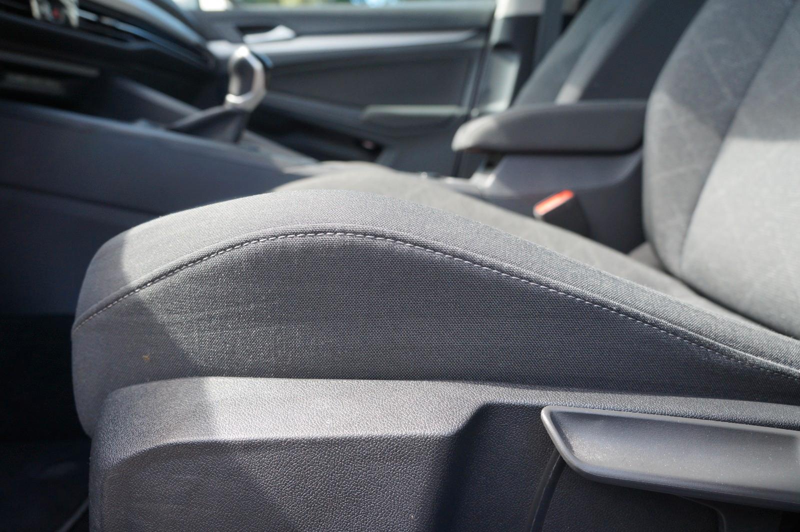 Volkswagen Golf VIII Life*LED*PDC*NAVI*SHZ*DIGITAL COCKPIT*, миниатюра 8