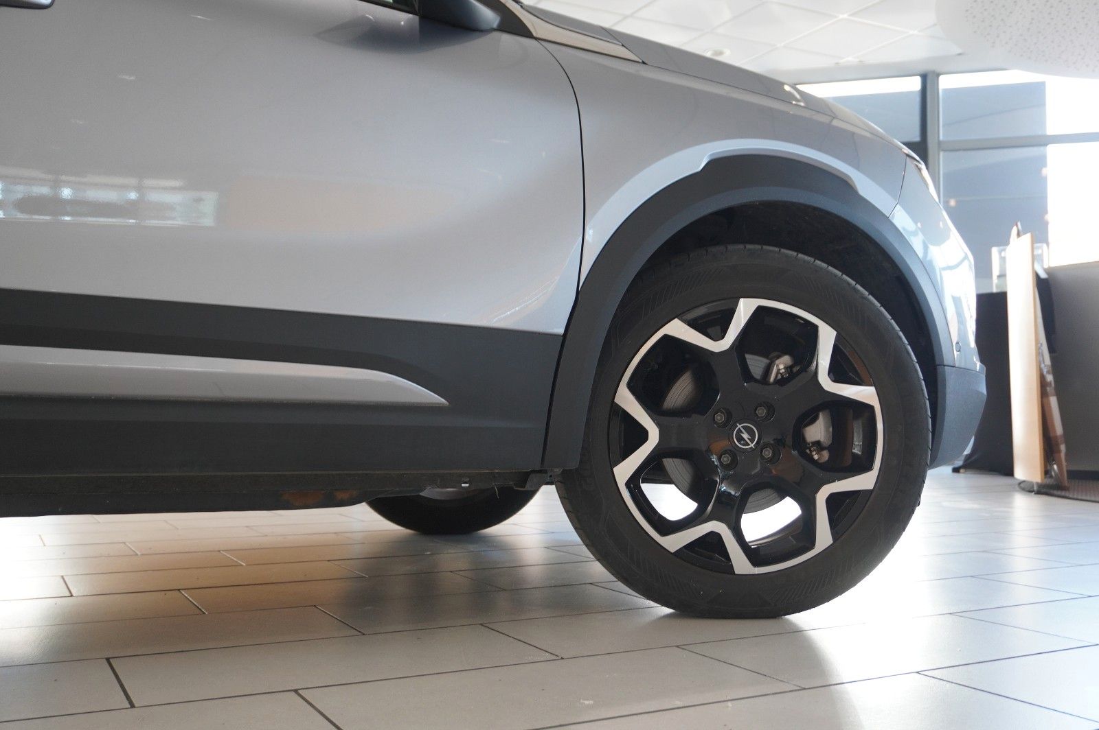Fahrzeugabbildung Opel Mokka-e ULTIMATE 3-PHASIG NAVI/LED/KAMERA/DAB+