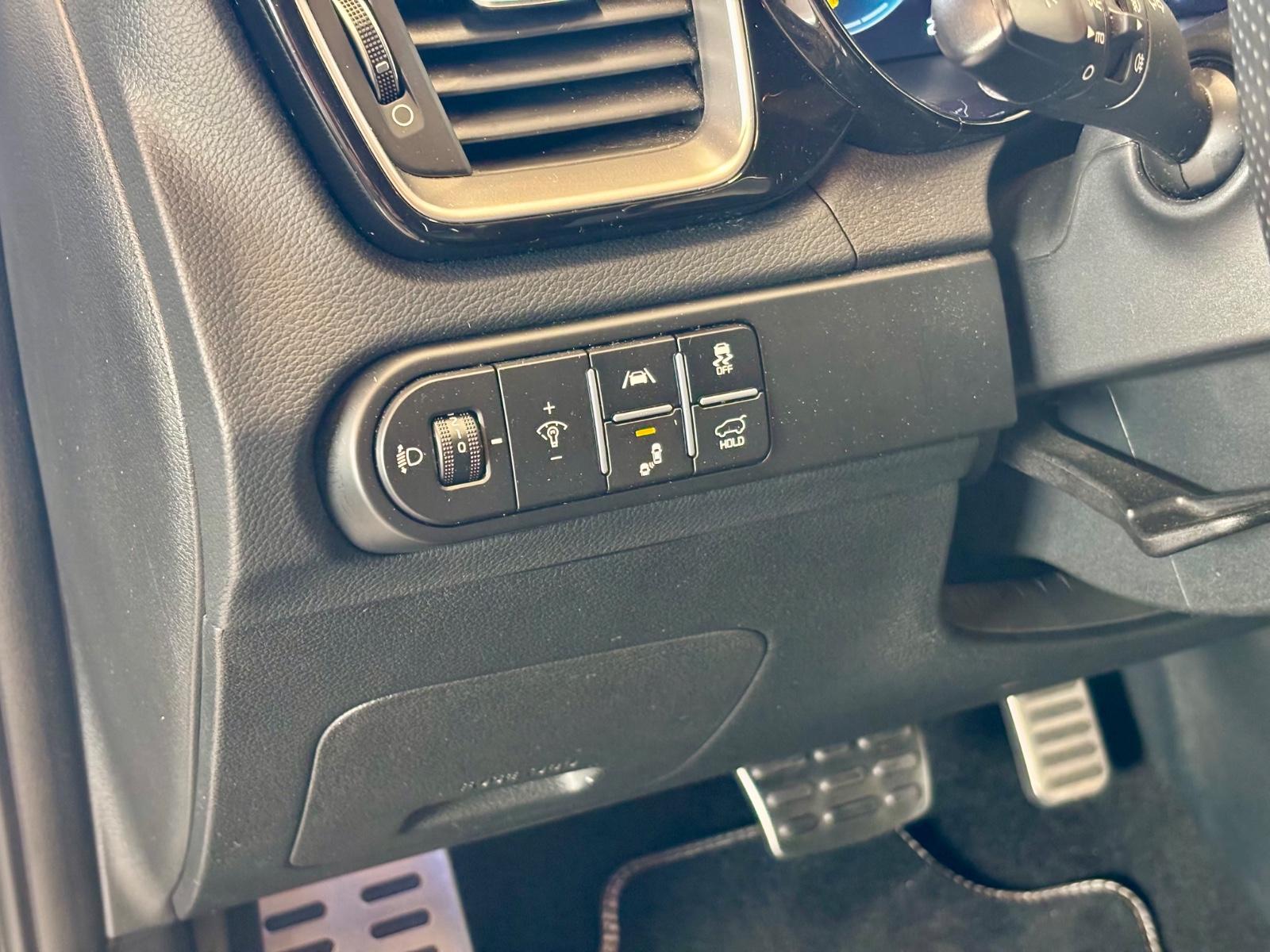 Kia cee'd SW 1.6 CRDi (48V Mild-Hybrid) DCT7 GT Line