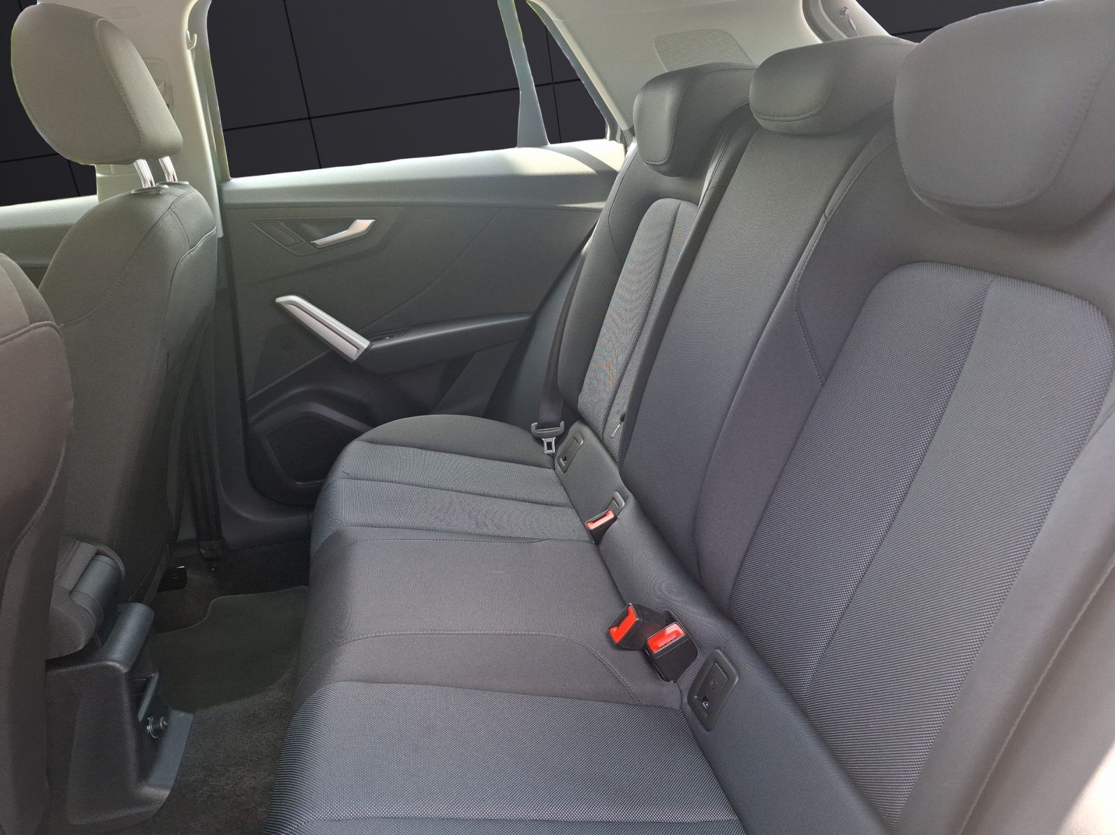 Fahrzeugabbildung Audi Q2 35 TFSI advanced S-tronic Matrix AVC Navi ACC