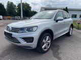 Volkswagen Touareg 3.0 V6 TDI R-LINE 4x4 LEDER NETTO 13440€ - Volkswagen Touareg in Halle