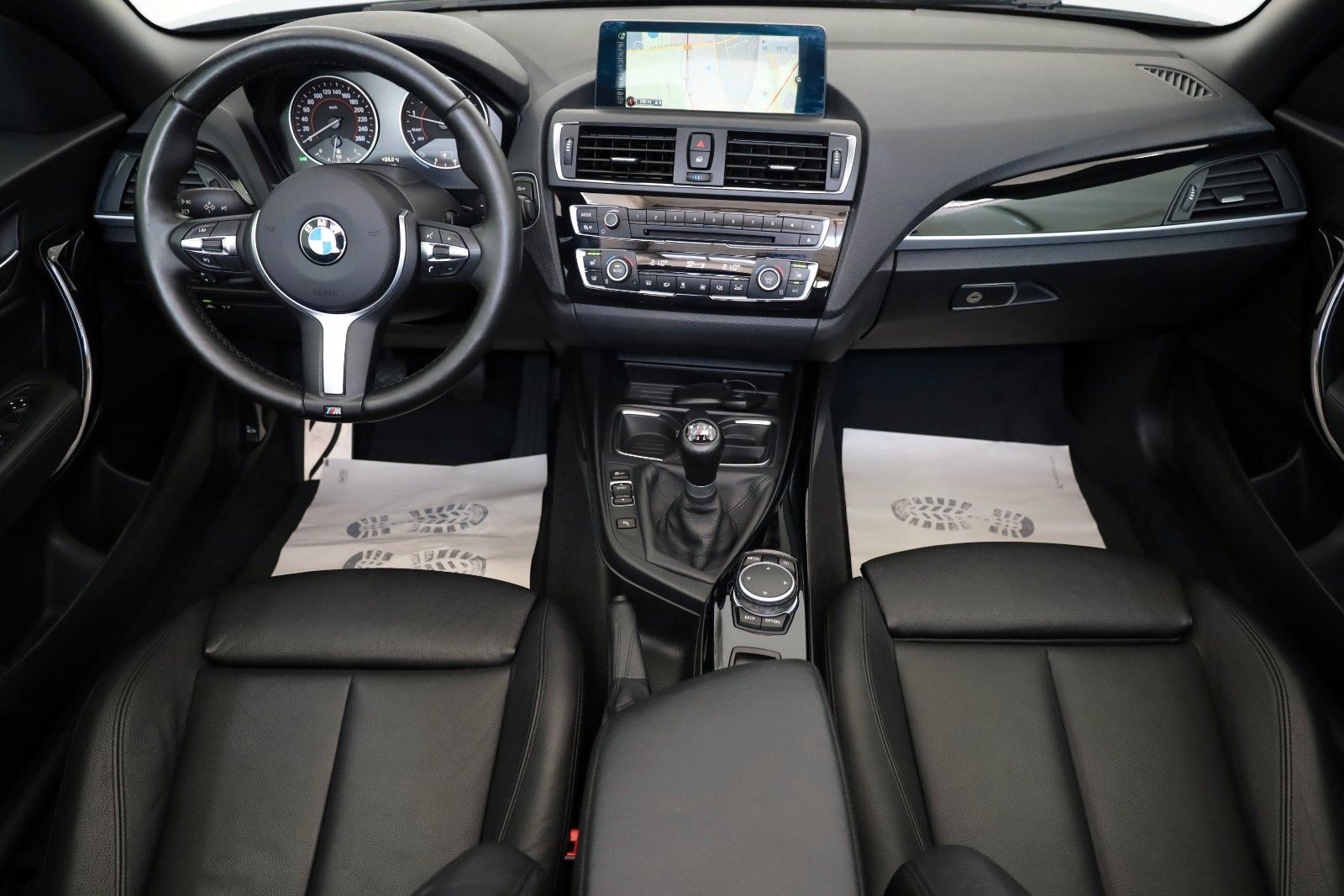 Fahrzeugabbildung BMW 220 i Cabrio M Sport,Navi Prof.,Kamera,Xenon