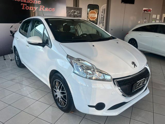 Peugeot 208 PureTech 82