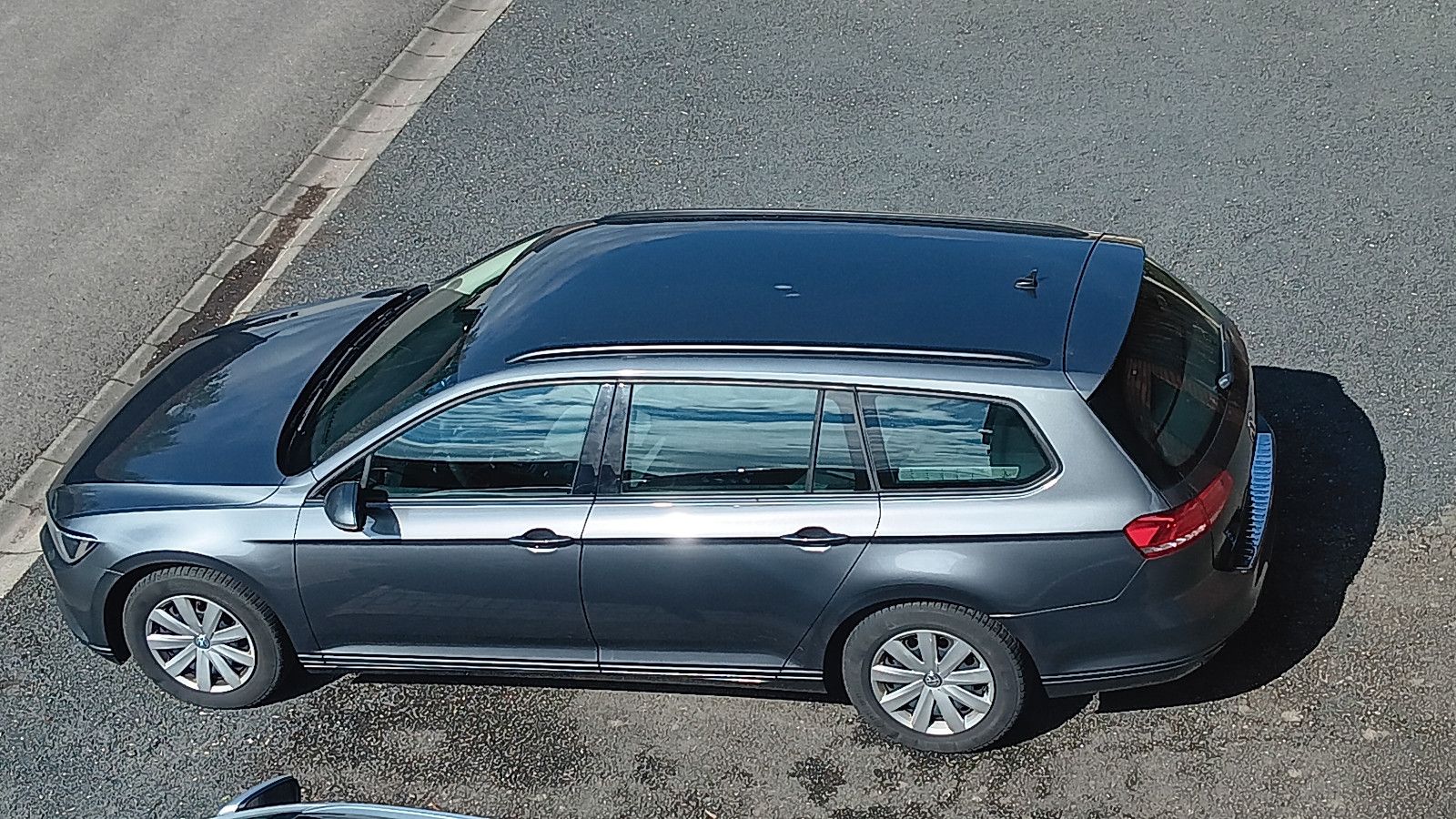 VW Passat Variant 1.6 TDI Trendline Variant Tre...