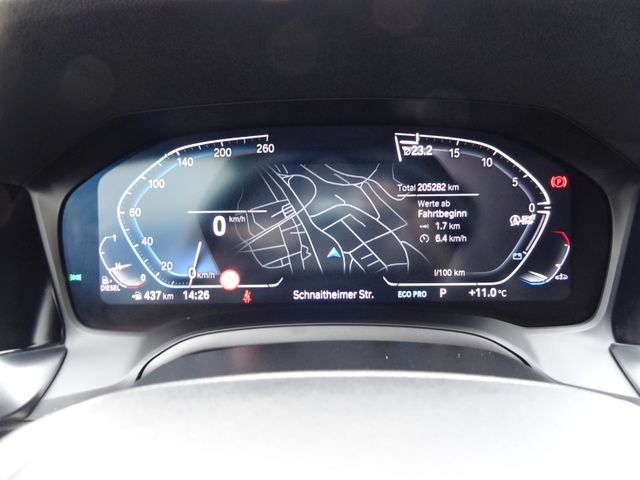 Fahrzeugabbildung BMW 320d Sport Line/1.Hd/Virtual/AHK/Leder Navi/