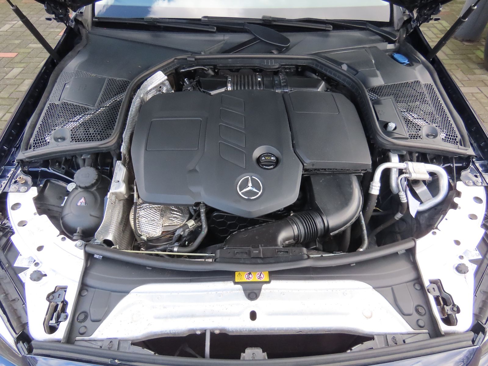 Mercedes-Benz C 220d Autom. Leder Sitzheizung Klimaauto. Navi foto 10