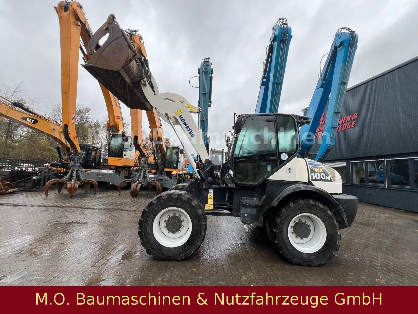 Fahrzeugabbildung Komatsu WA 100 M-5/ Greiferschaufel /