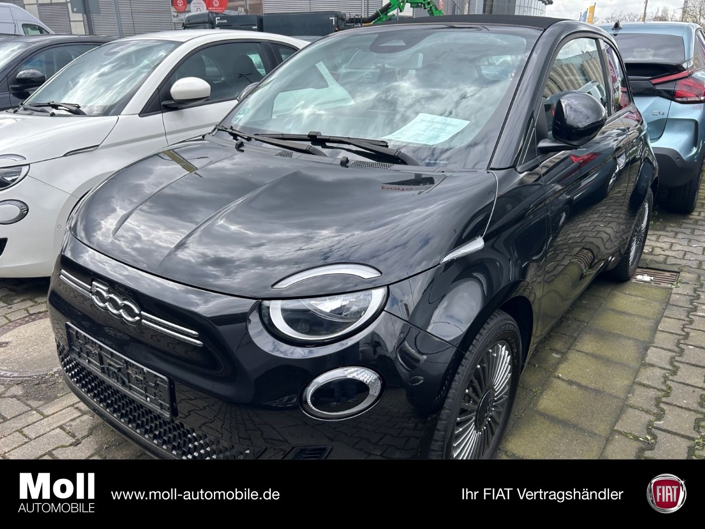 Fiat 500e Icon Navi Apple CarPlay Android Auto Klimaa