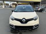 Renault Captur Luxe - Renault Captur Luxe mit Benzin-Antrieb
