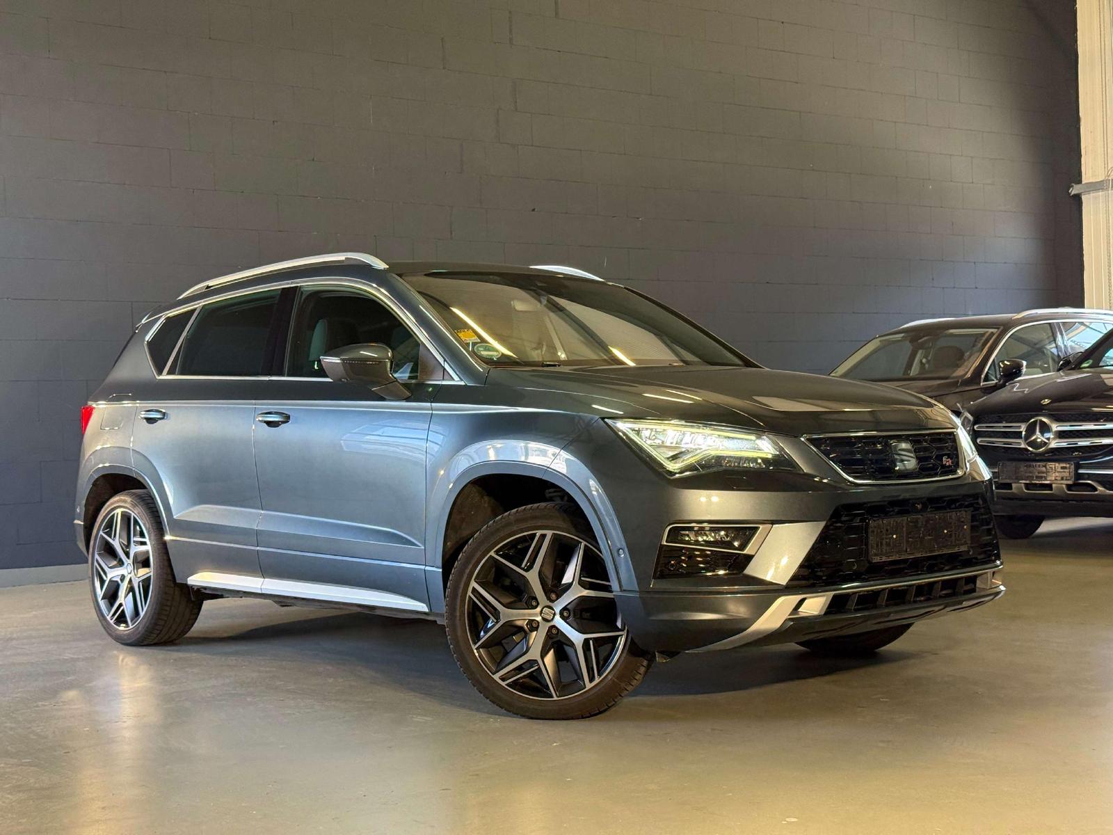 Seat Ateca FR 4Drive-PANO-ACC-TOTW-360KAM-LANE
