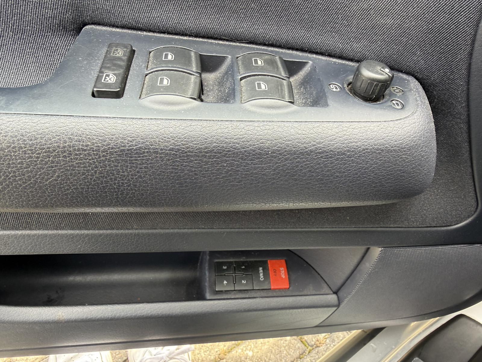 Audi Quattro 2005 — photo 12