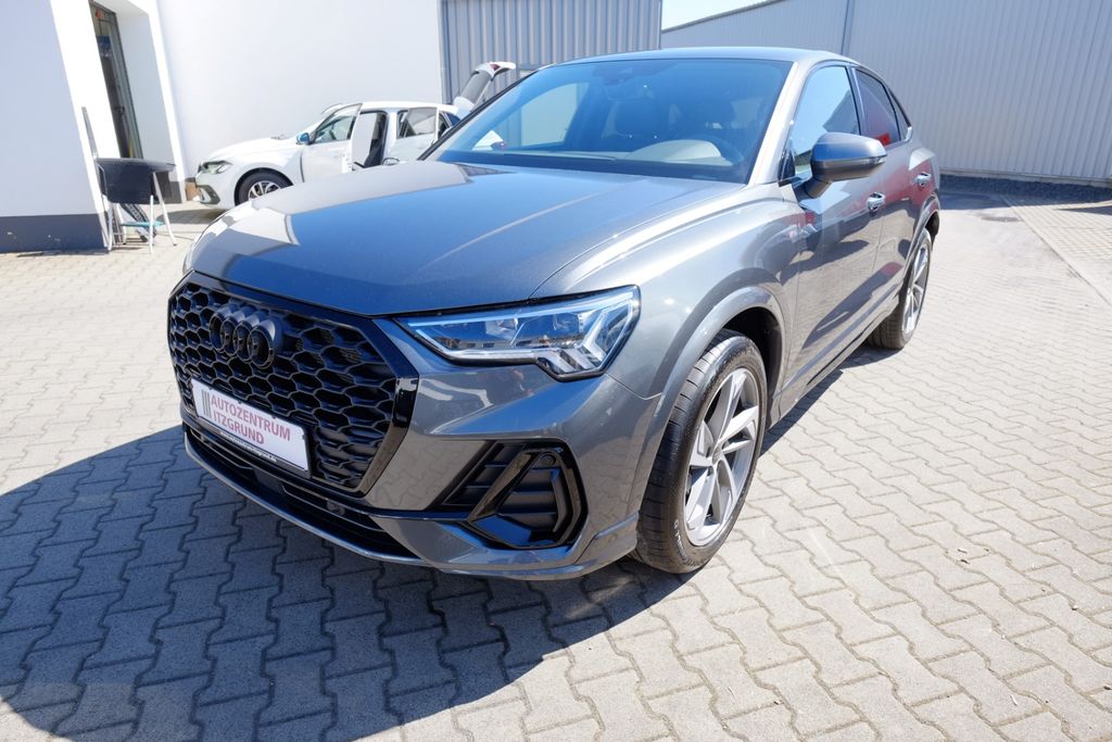 Image of Audi Q3