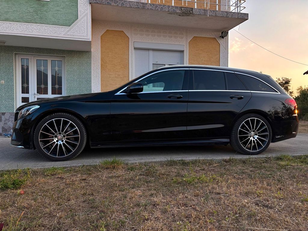 Image of Mercedes-Benz C 220