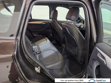 BMW X1 - 11