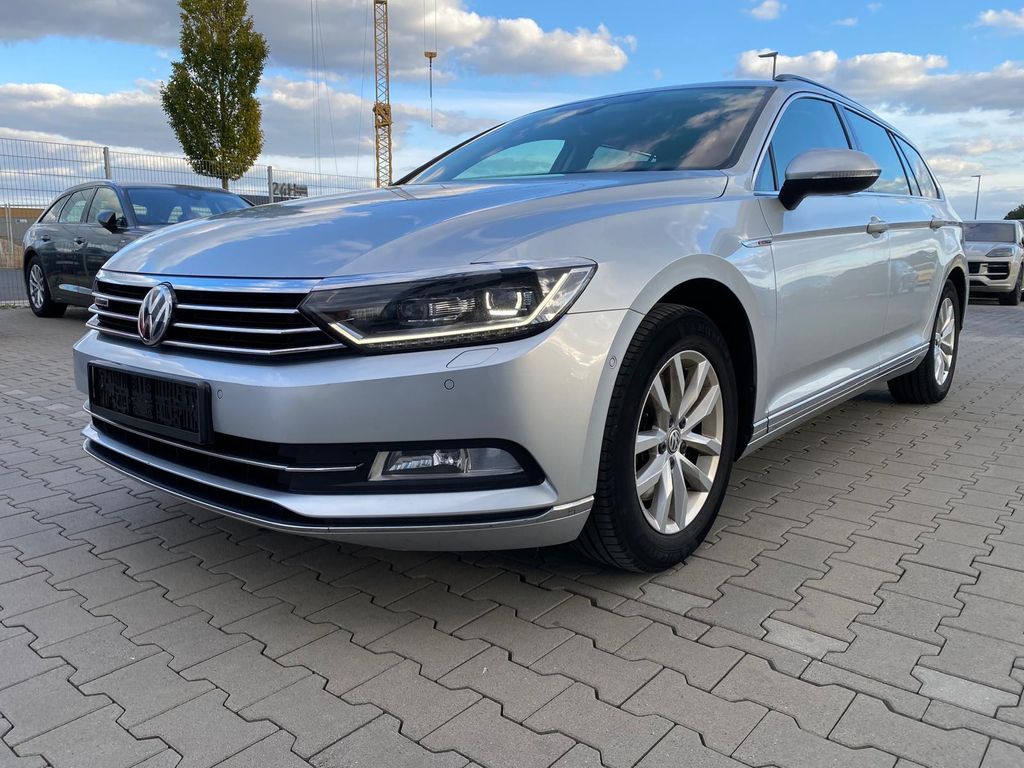 Image of Volkswagen Passat