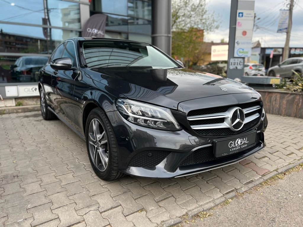 Image of Mercedes-Benz C 300