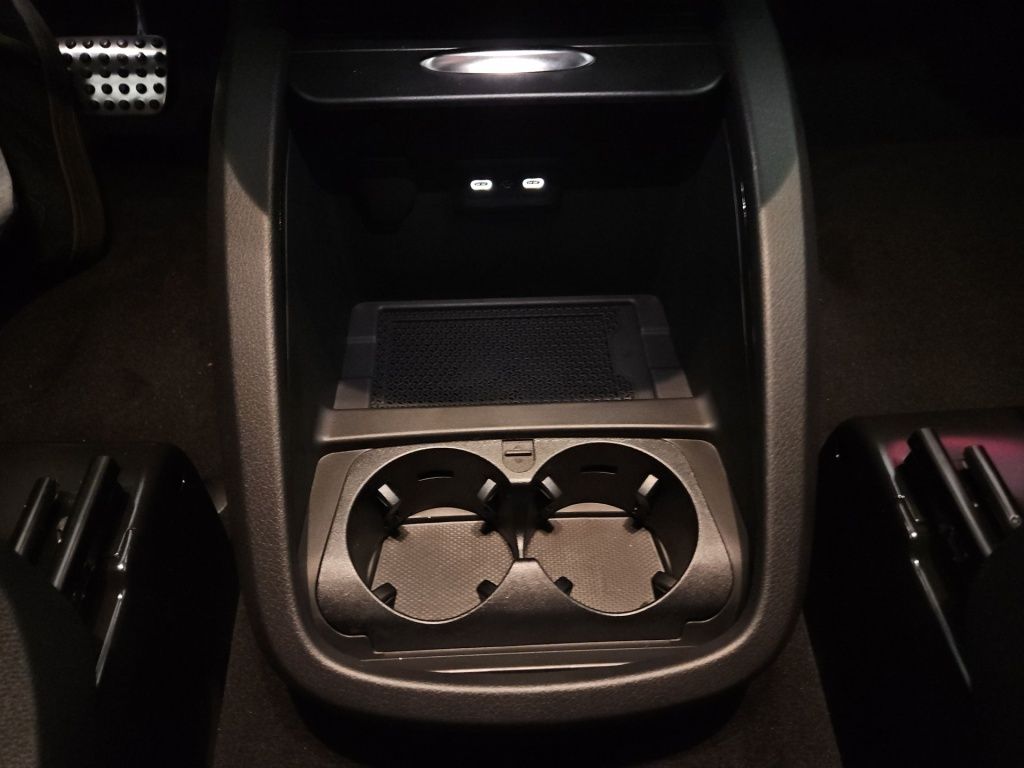 Fahrzeugabbildung Mercedes-Benz V 300 d STYLE Extralang 360 ACC AHK AUT Facelift