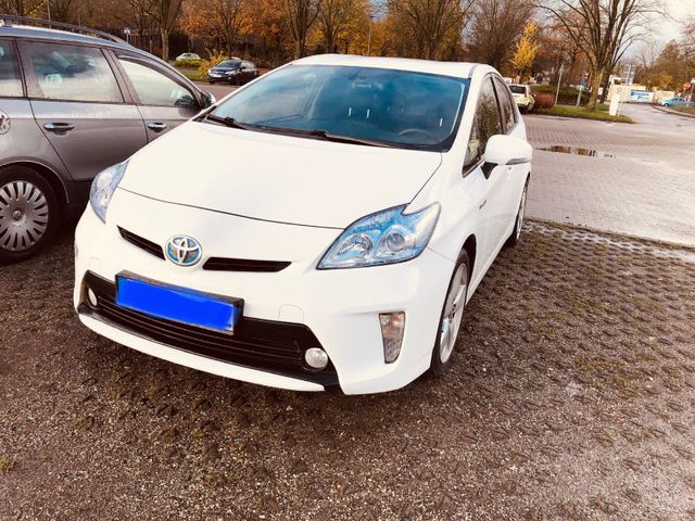 Toyota Prius 1.8-l-VVT-i Life Life