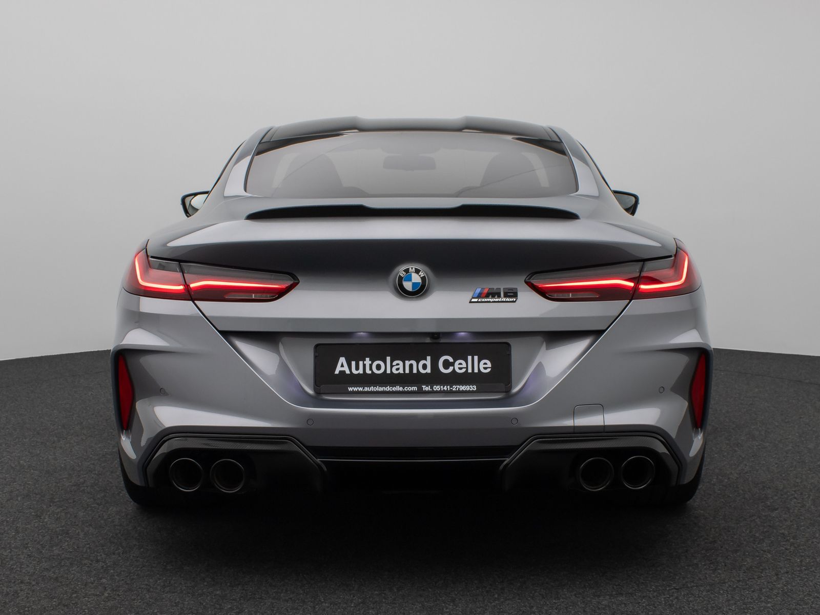 Fahrzeugabbildung BMW M8 Competition xD Coupé 360°Laser SoftCl DispKey