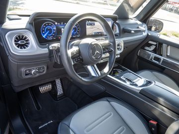 Mercedes G 580 - 11