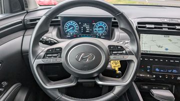Hyundai TUCSON - 11