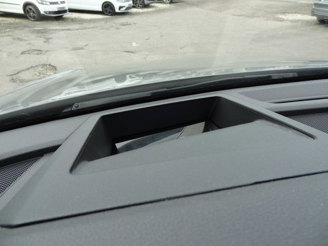 Fahrzeugabbildung Audi SQ5 3.0 TFSI quattro/Pano/StH/Raute/HUD/Kam/AHK/