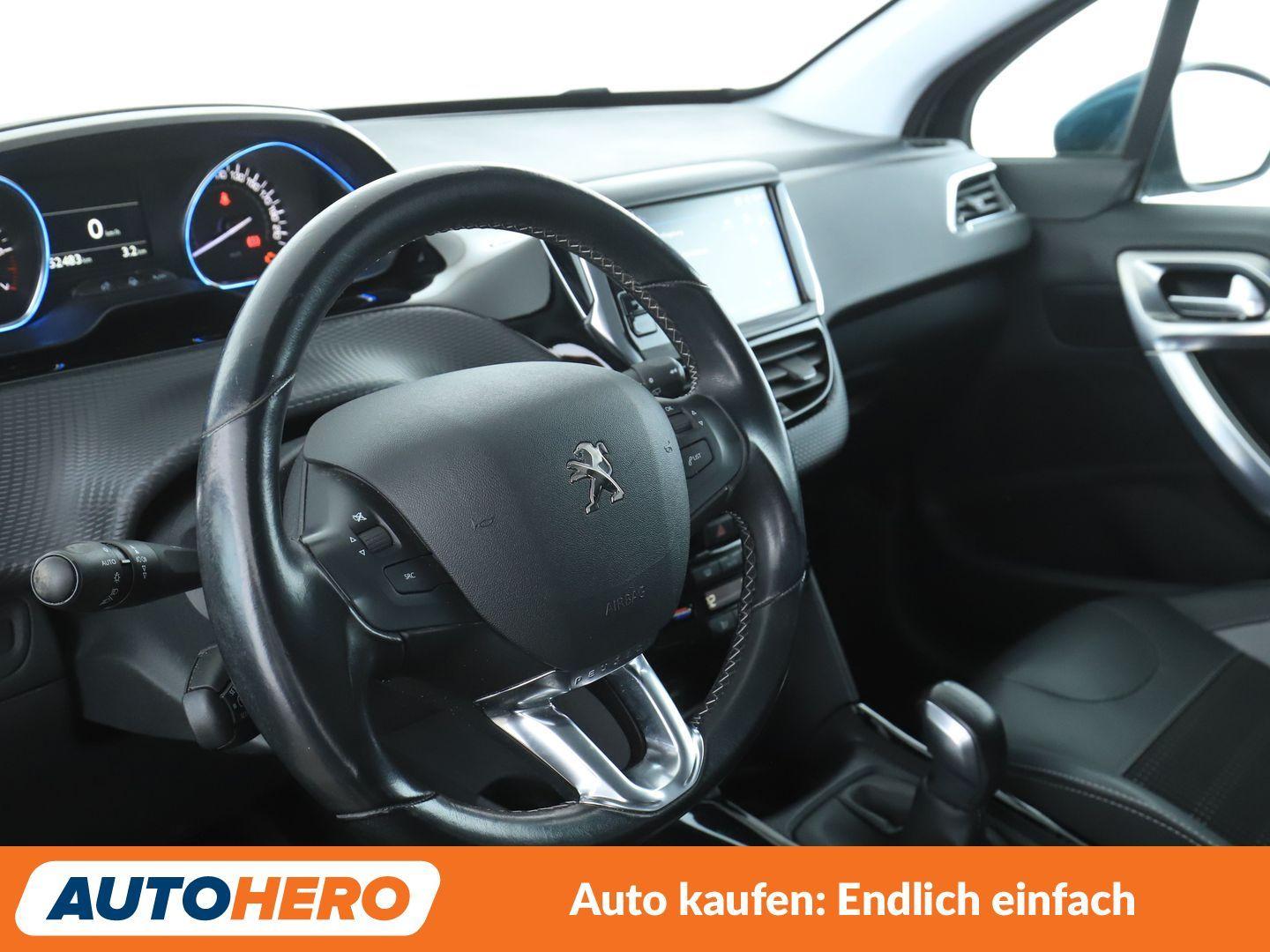 Peugeot 2008 1.2 PureTech Allure*NAVI*TEMPO*CAM*PDC*SHZ*