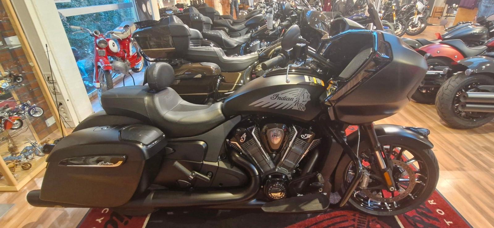 Indian Challenger Dark Horse