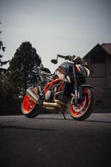 KTM 1290 Superduke R EVO - KTM BLAU
