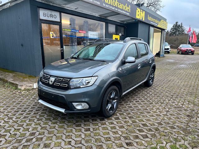 Dacia Sandero Stepway Celebration // Navi,R-Kamera,AHK