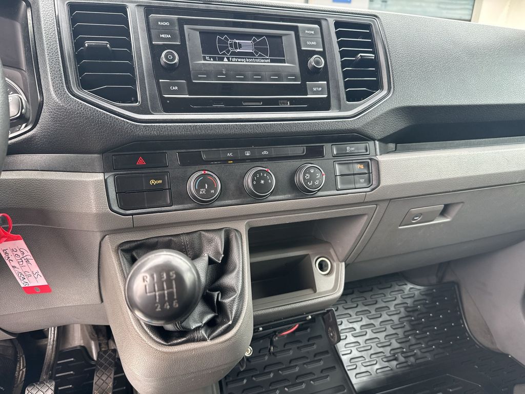 VW Crafter 35 Taxi 2.0 TDI LR HD Rollstuhlrampe VW Crafter 35 Taxi 2.0 TDI LR HD Rollstuhlrampe