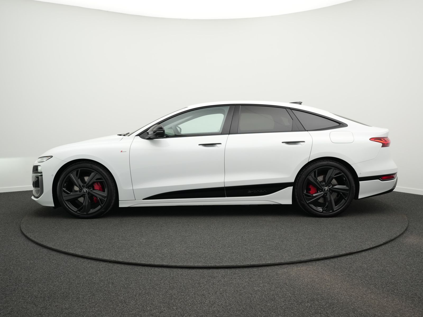 Audi A6 e-tron - Bild 14