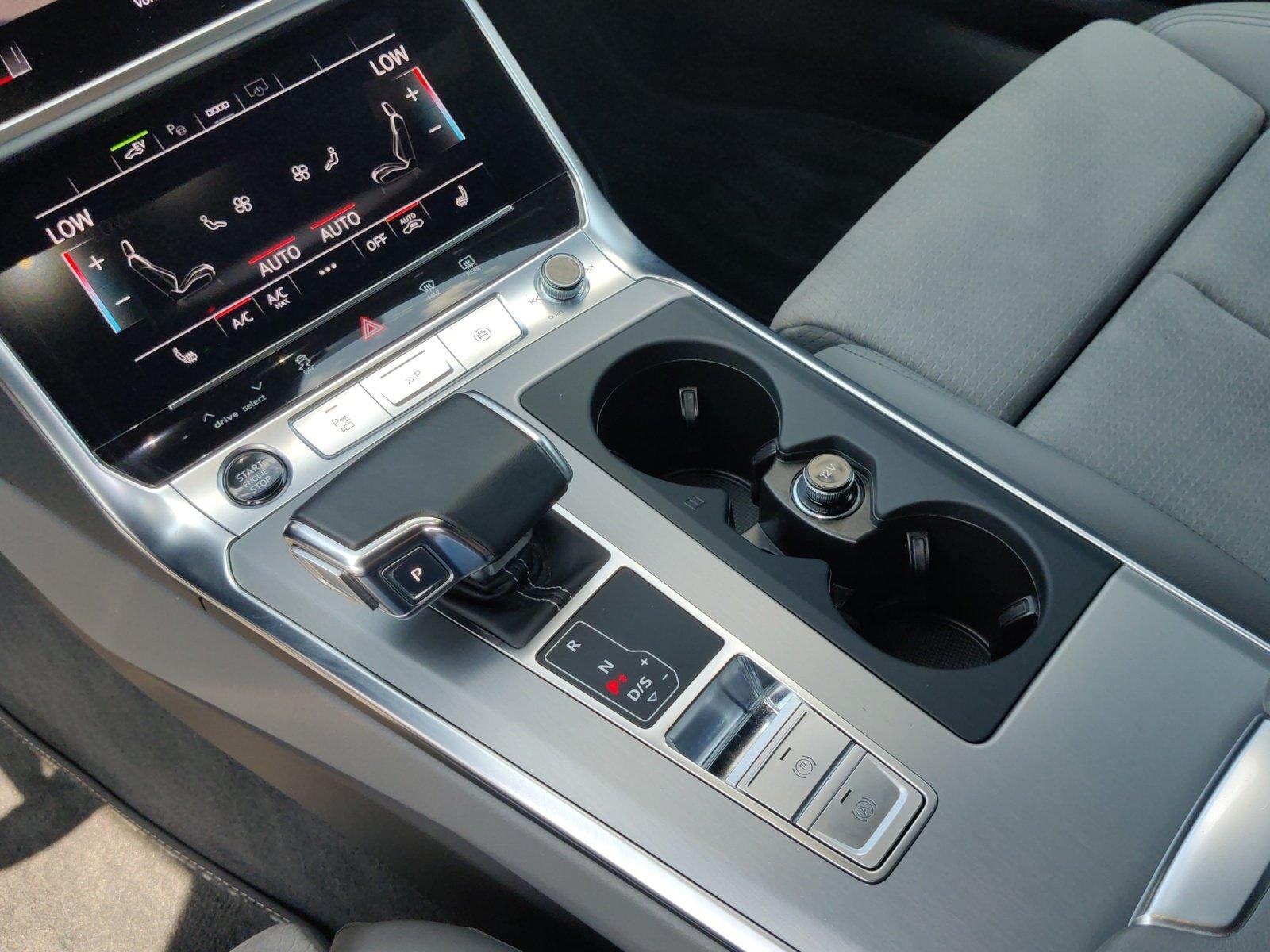 Audi A6 55 TFSI e quattro sport 360,AHK,Kamera,LED,LM