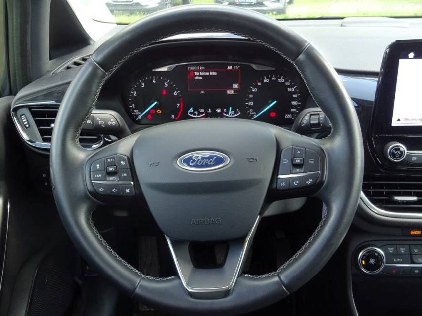 Fahrzeugabbildung Ford Fiesta 1.0 EcoBoost Automatik Active