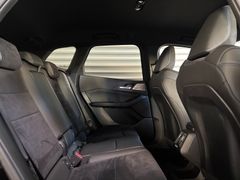 Fahrzeugabbildung BMW 218i Active Tourer M Sport -- AHK/HeadUp/Innovat