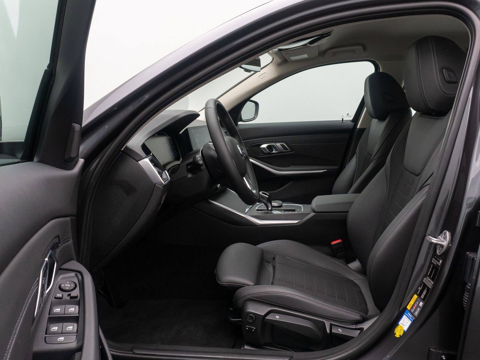 Fahrzeugabbildung BMW 330e 360°Laser HUD DAB HiFi Komfort Sport Leder