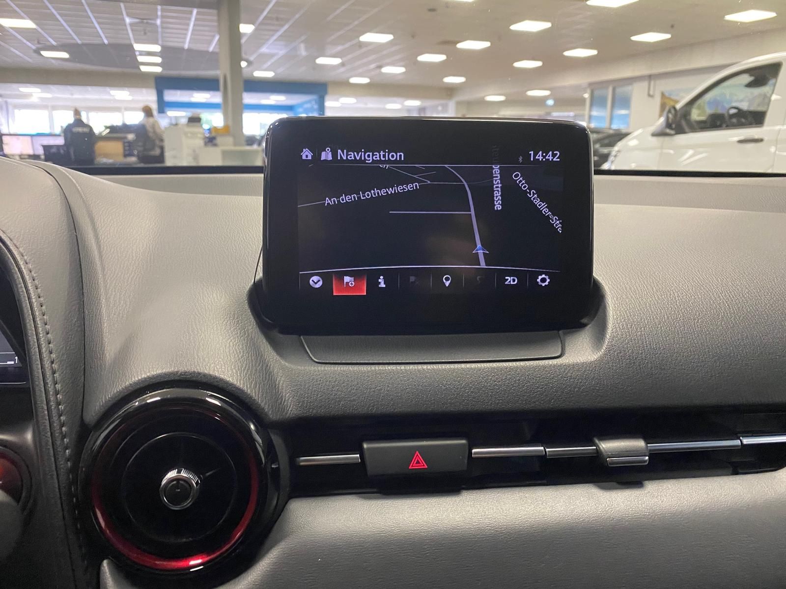 Fahrzeugabbildung Mazda CX-3 2.0 NAVIGATION+LED SCHEINWERFER+KAMERA+HEAD