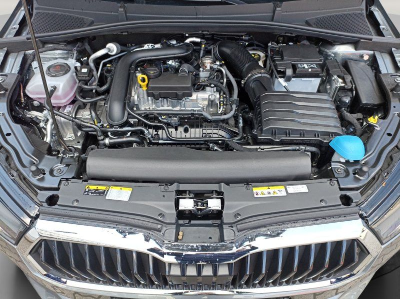 Fahrzeugansicht 17 Fahrzeugabbildung SKODA Fabia 1.0 TSI Essence