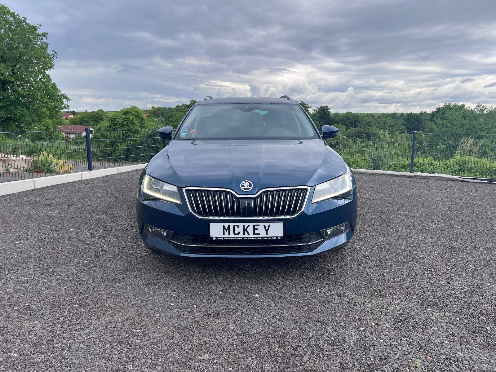 Skoda Superb Style 1 Hand