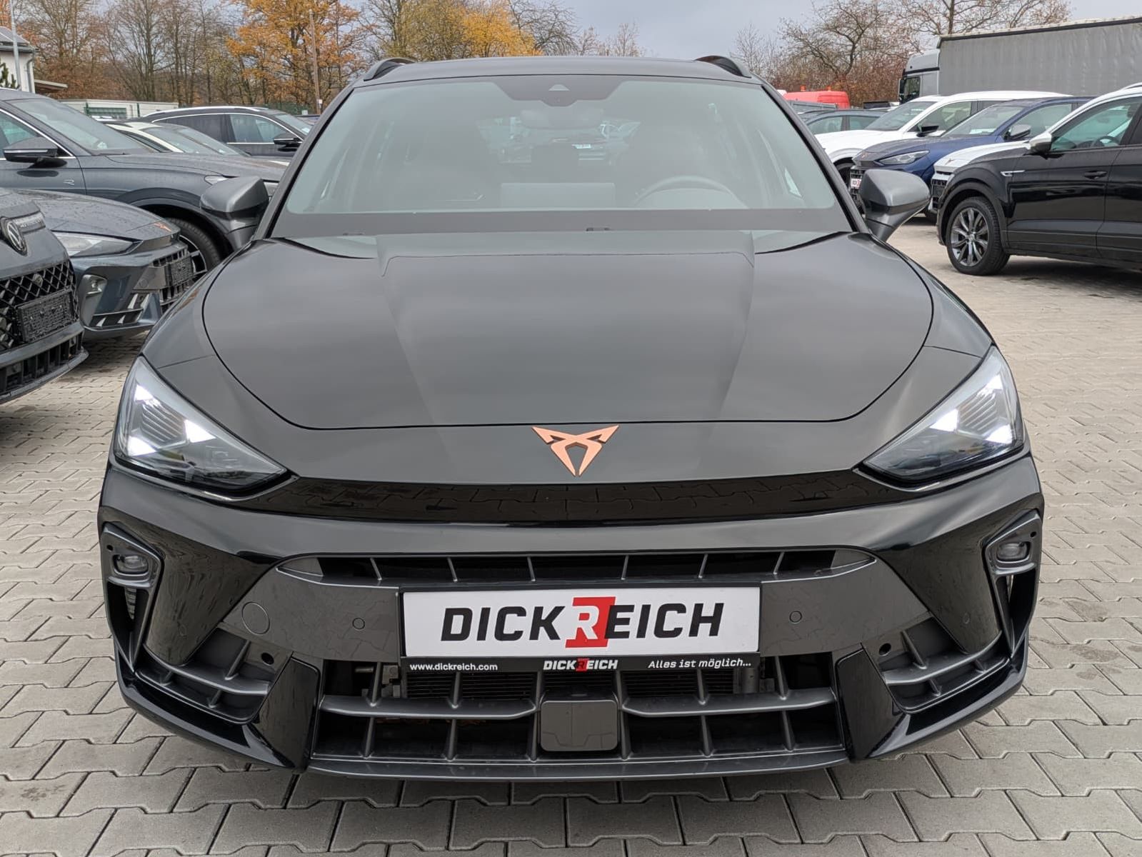 Fahrzeugabbildung CUPRA Leon 1.5 eTSI *PANO*ALCAN.*Drive2*ACC