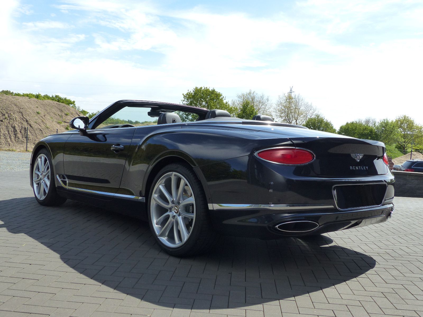 Fahrzeugabbildung Bentley Continental GTC  100 Years O.W.Bentley Edition