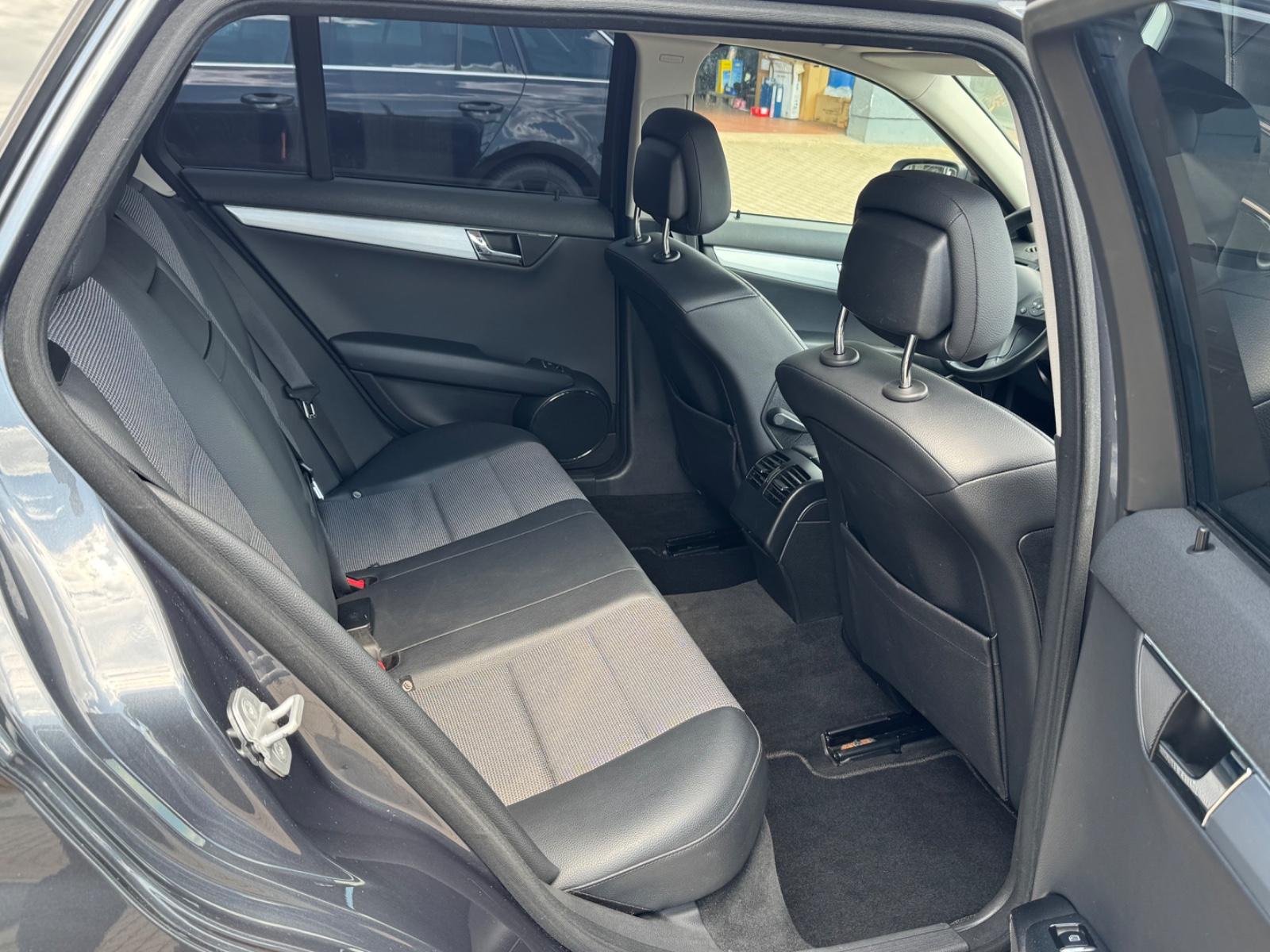 Mercedes-Benz C 180 Kompressor*Automatik*PDC*TUV*Service